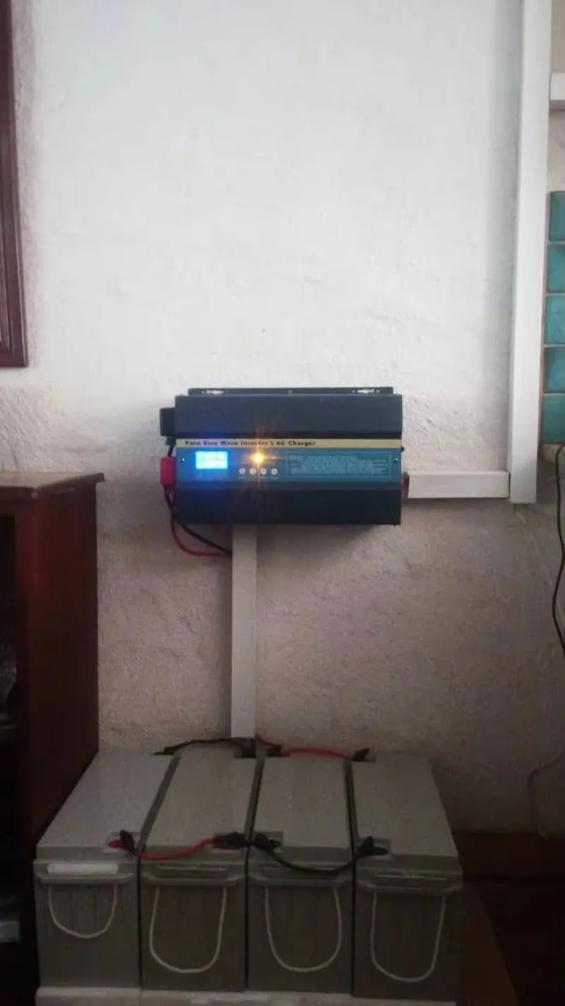 Best Price Solar Inverter on Grid Tie Hybrid 6000W 3000W 5000W 2000W 1000W with Mppt Charege and Battery Charge